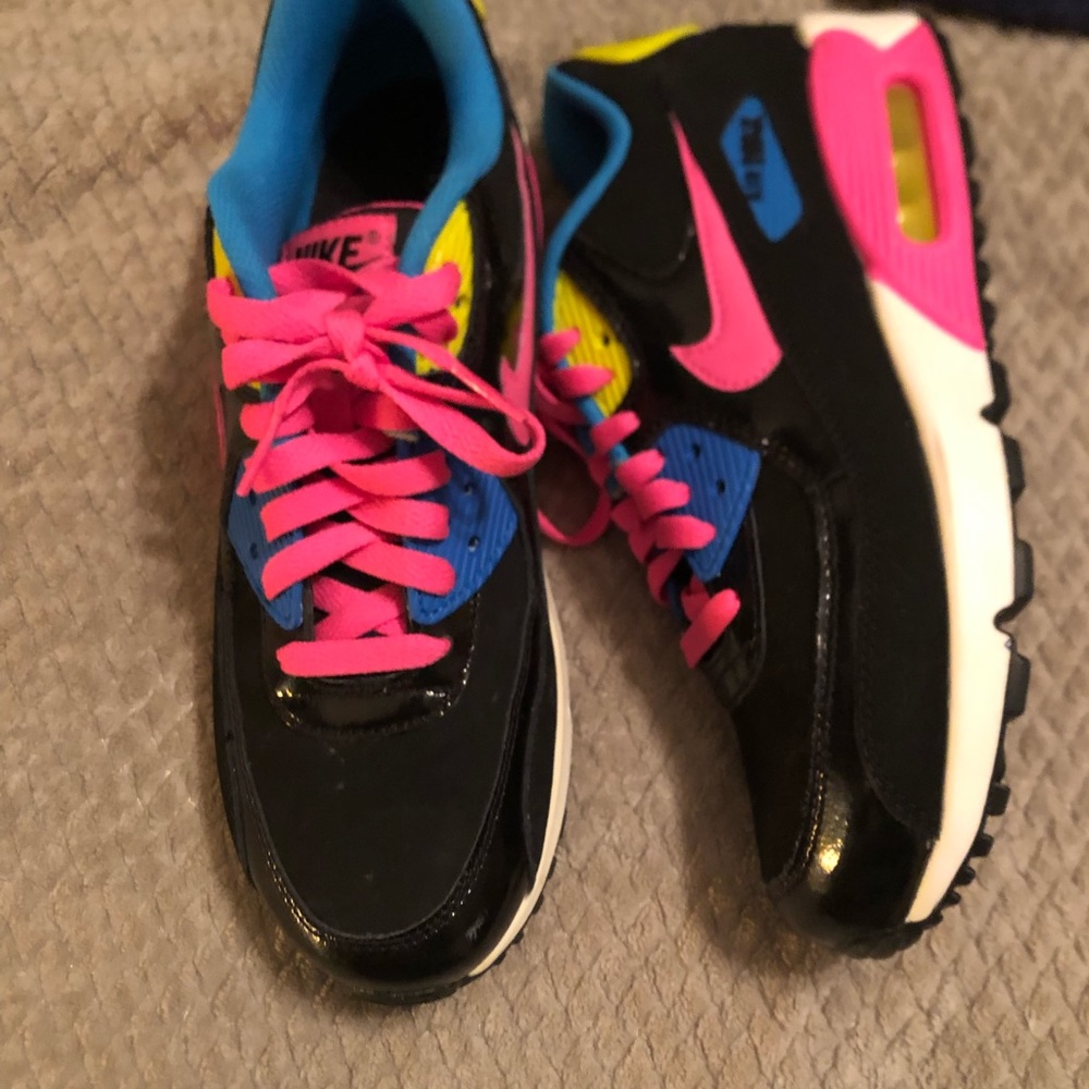 Nike Air-Max sneakers